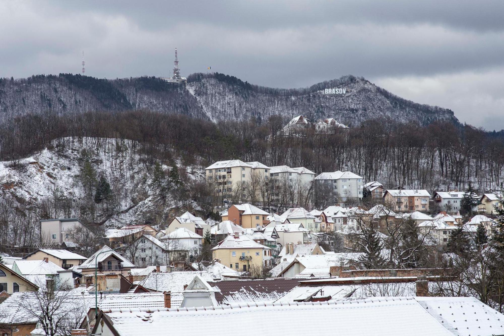 Central Kronstadt Apartments Brasov Luaran gambar